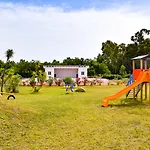 Marina Torre Navarrese ホテル 4*