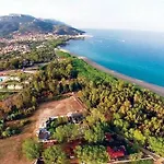 Marina Torre Navarrese 4*