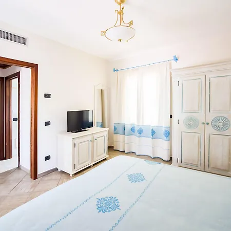 Hotel Marina Torre Navarrese