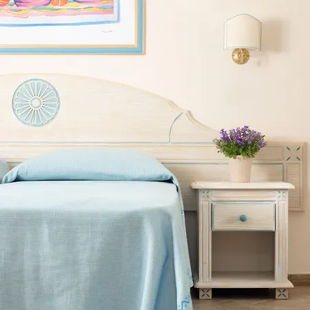 Hotel Marina Torre Navarrese 4*