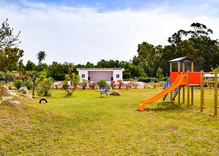 Marina Torre Navarrese Ξενοδοχείο 4*