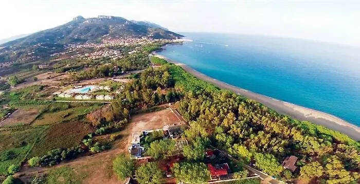 Marina Torre Navarrese 4*