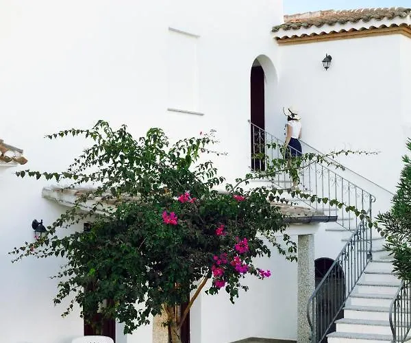 Marina Torre Navarrese 4* 圣玛丽亚纳瓦雷