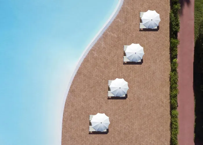 Marina Torre Navarrese Ξενοδοχείο 4*